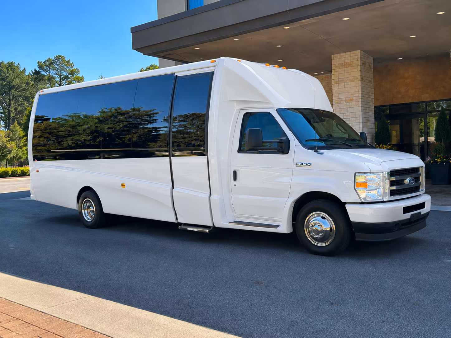 employee shuttle buses for norfolk s biggest employers and business parks
