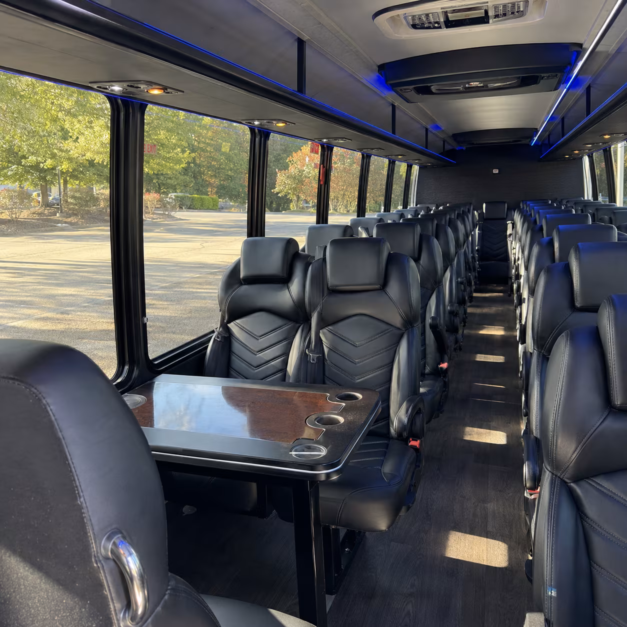 minibus rentals for small group wine tours departing norfolk