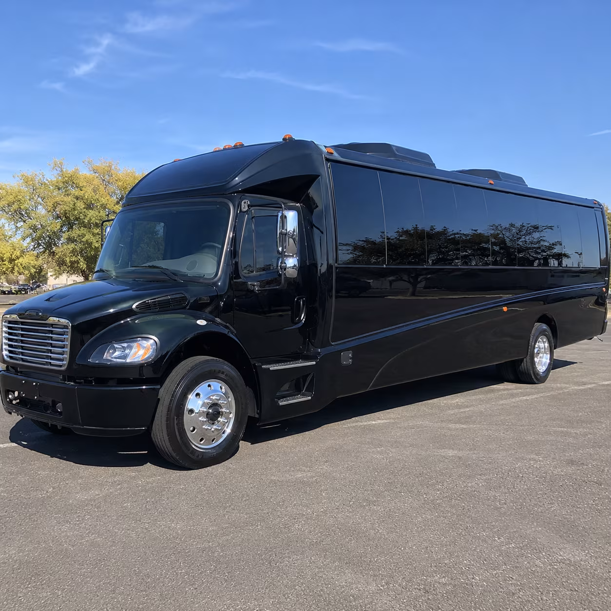 norfolk 25 passenger minibus