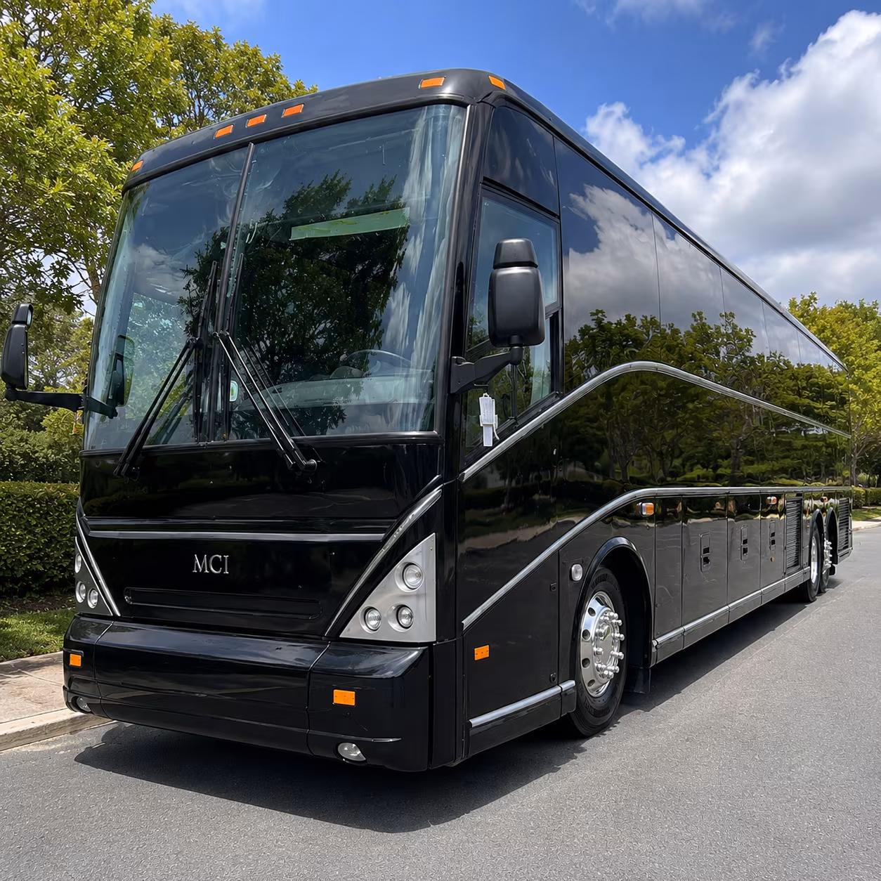 norfolk 56 passenger charter bus