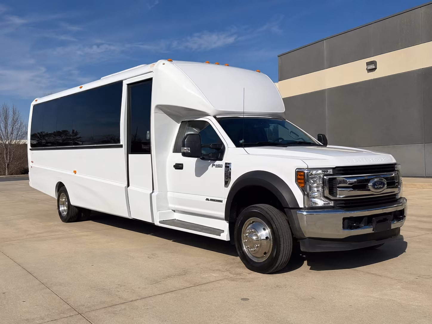 norfolk airport transportation onboard seating