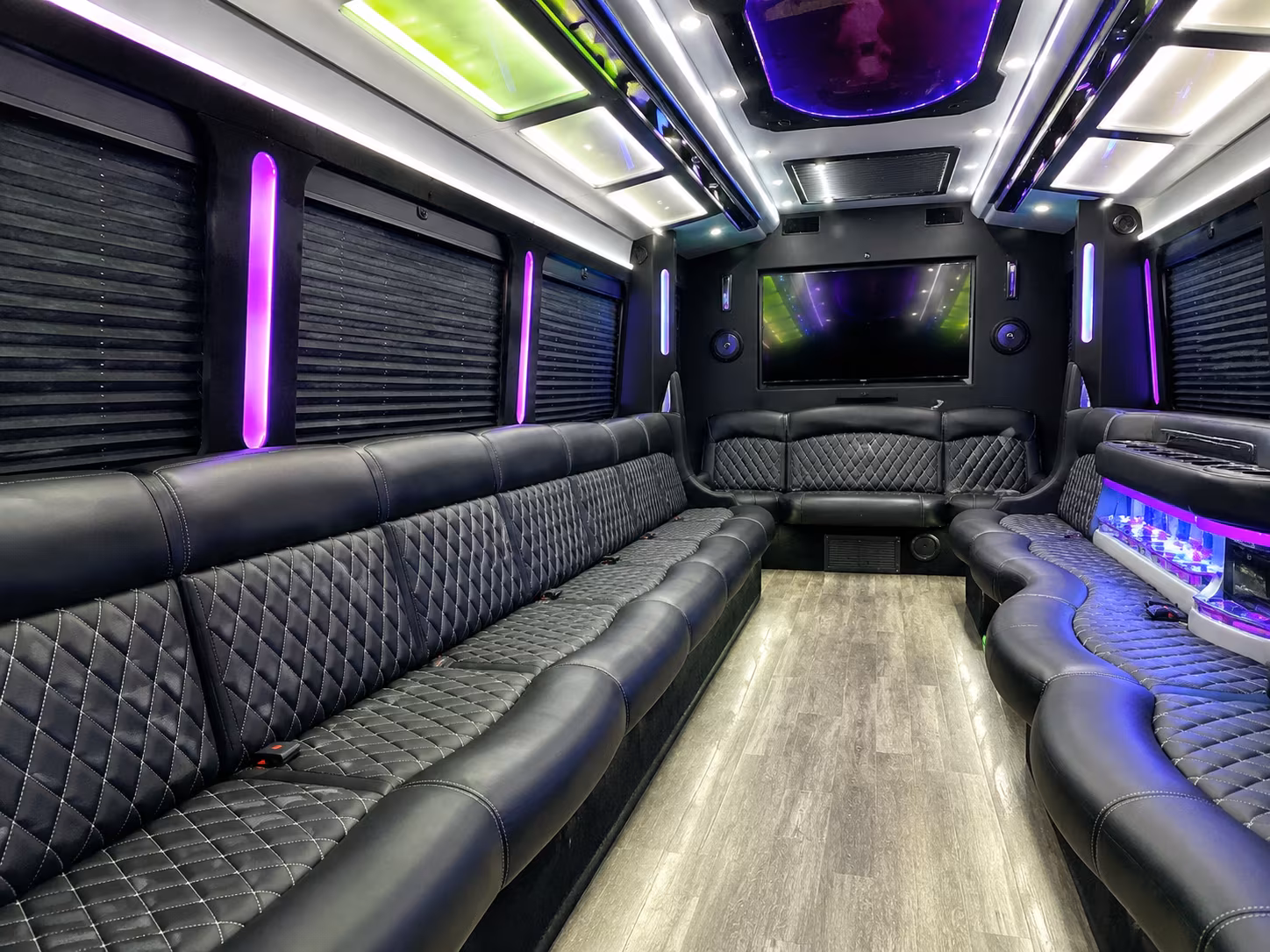 party buses to the veterans united home loans amphitheater in virginia beach